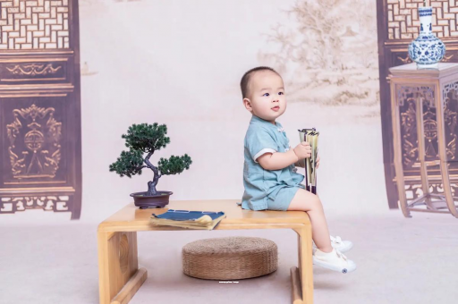 赤壁宝宝反复发烧呕吐